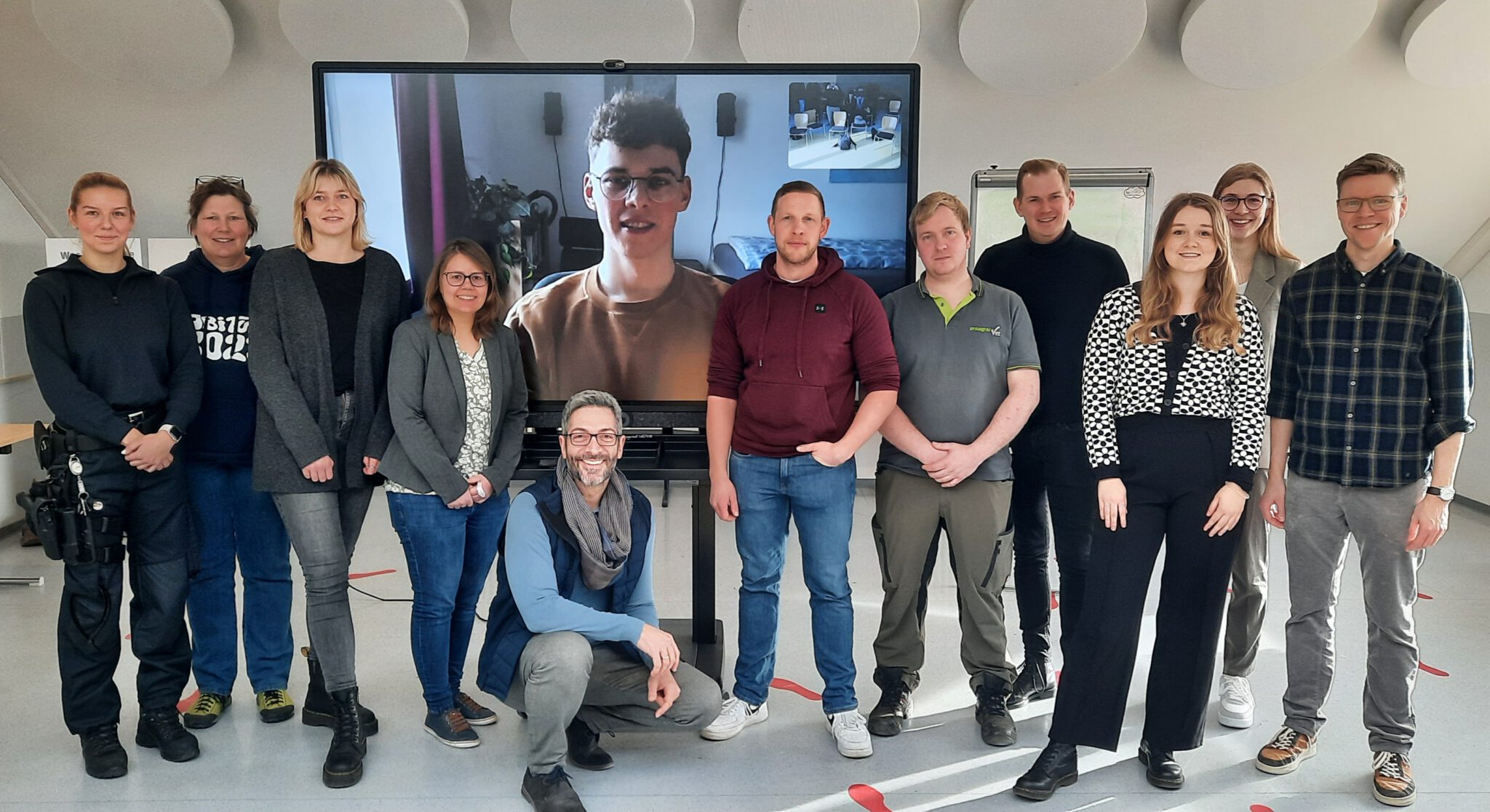 Gesamtschule-Schermbeck-Ehemalige-2024-2048×1116